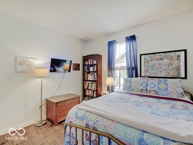 4304 Amesbury Place, Westfield, IN 46062