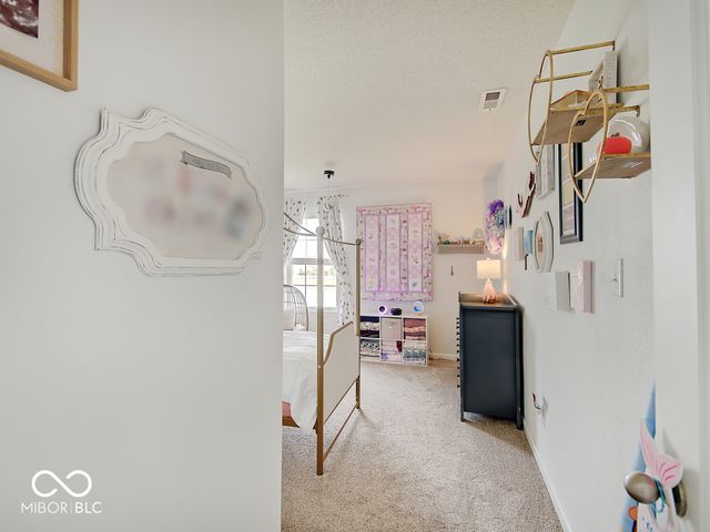 4304 Amesbury Place, Westfield, IN 46062