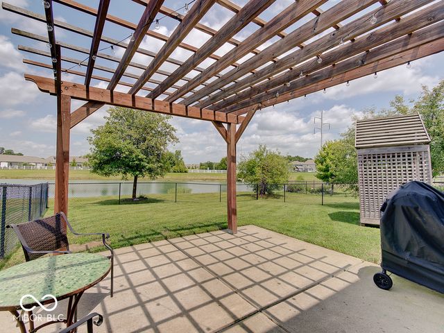 4304 Amesbury Place, Westfield, IN 46062