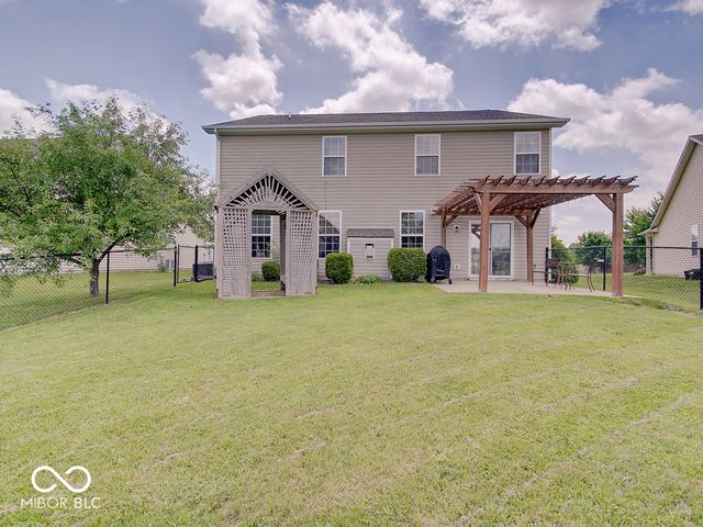 4304 Amesbury Place, Westfield, IN 46062