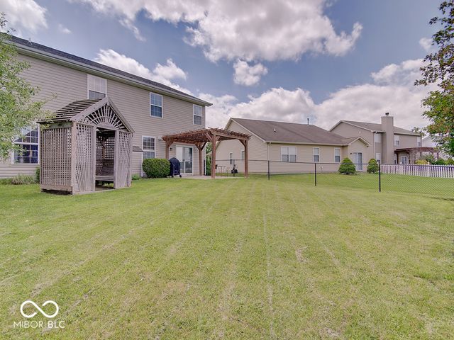 4304 Amesbury Place, Westfield, IN 46062