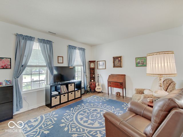 4304 Amesbury Place, Westfield, IN 46062