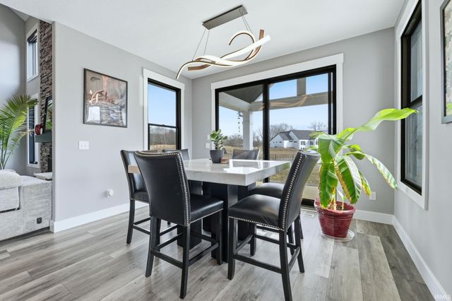 570 Contour Cove, Huntertown, IN 46748