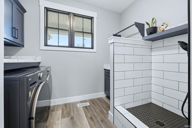 570 Contour Cove, Huntertown, IN 46748