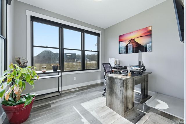 570 Contour Cove, Huntertown, IN 46748