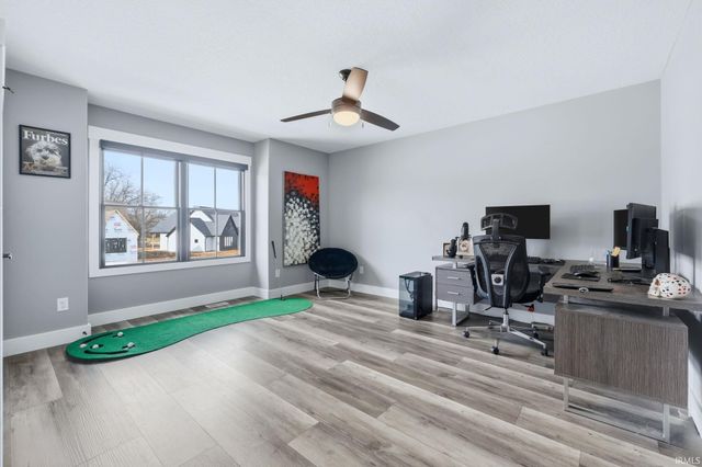 570 Contour Cove, Huntertown, IN 46748