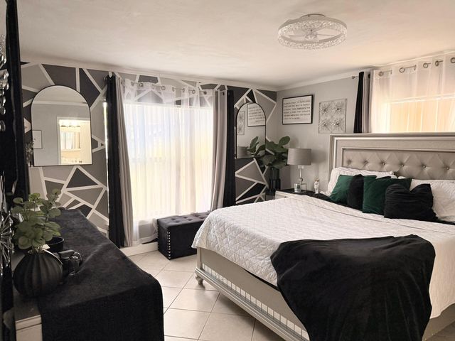 10088 Boynton Place Circle, Boynton Beach, FL 33437