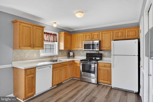 219 CHELMSFORD DR, Marietta, PA 17547