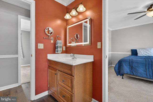 219 CHELMSFORD DR, Marietta, PA 17547