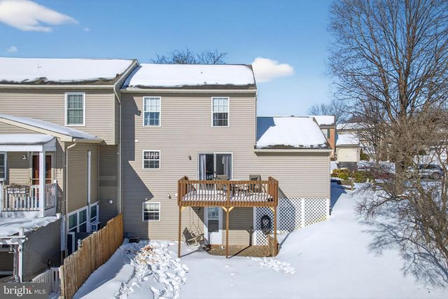 219 CHELMSFORD DR, Marietta, PA 17547