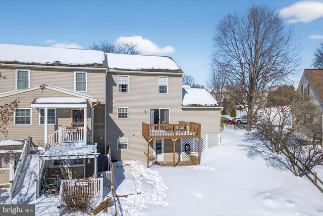 219 CHELMSFORD DR, Marietta, PA 17547