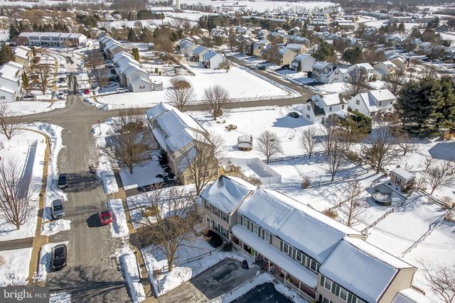 219 CHELMSFORD DR, Marietta, PA 17547