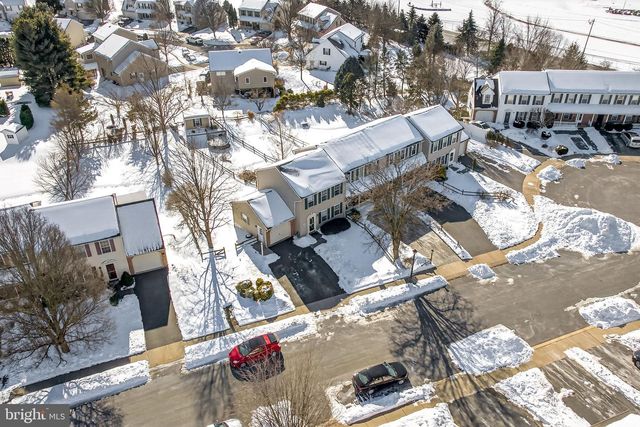 219 CHELMSFORD DR, Marietta, PA 17547