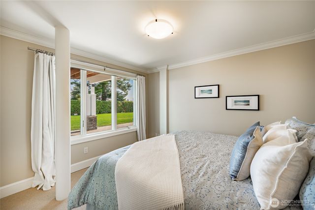 5685 Nakat Way, Blaine, WA 98230