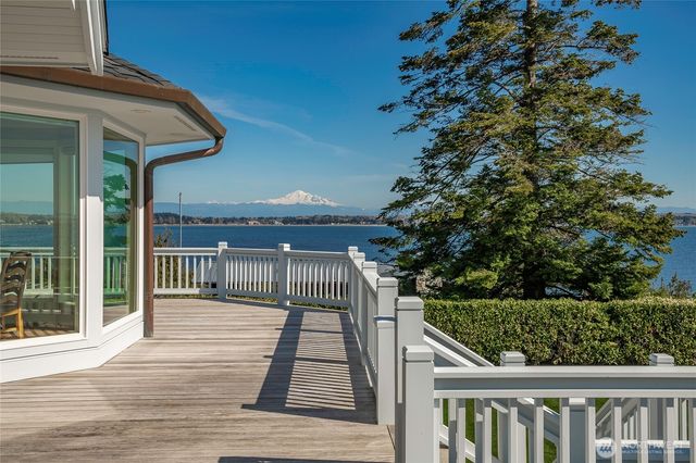 5685 Nakat Way, Blaine, WA 98230