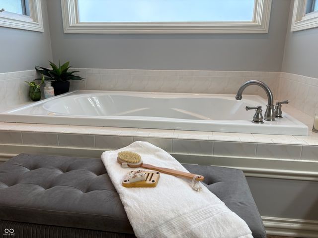 12711 Old Stone Drive, Indianapolis, IN 46236