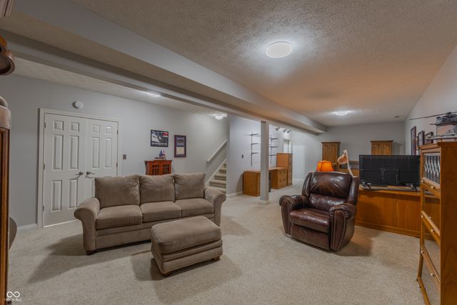 12711 Old Stone Drive, Indianapolis, IN 46236
