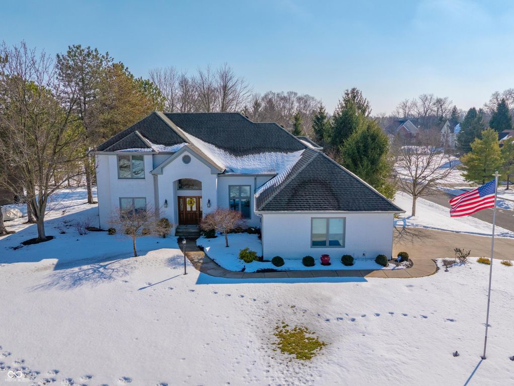12711 Old Stone Drive, Indianapolis, IN 46236
