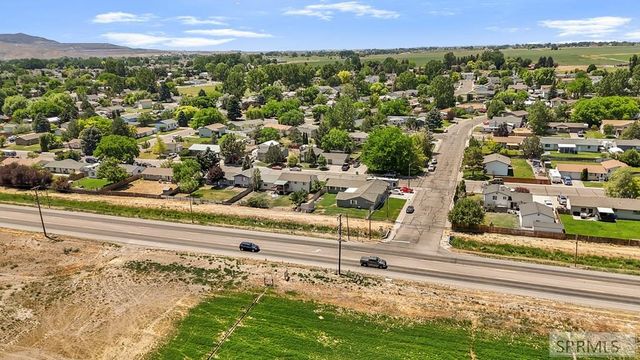 5845 Moses Street, Chubbuck, ID 83202
