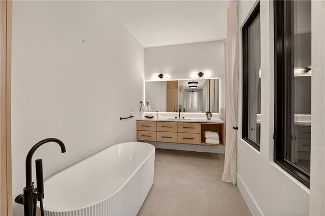 787 Bonaventure Avenue NE, Atlanta, GA 30306