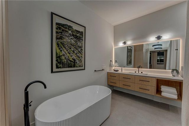 787 Bonaventure Avenue NE, Atlanta, GA 30306