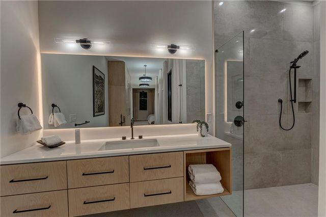 787 Bonaventure Avenue NE, Atlanta, GA 30306