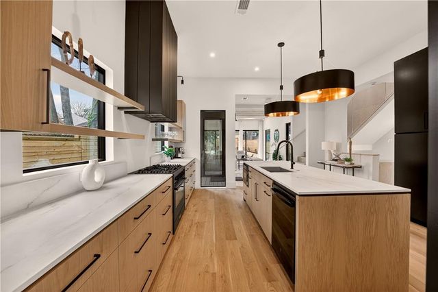 787 Bonaventure Avenue NE, Atlanta, GA 30306