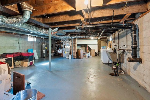 W11944 PARKWAY ROAD, Crivitz, WI 54114