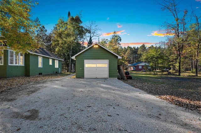 W11944 PARKWAY ROAD, Crivitz, WI 54114
