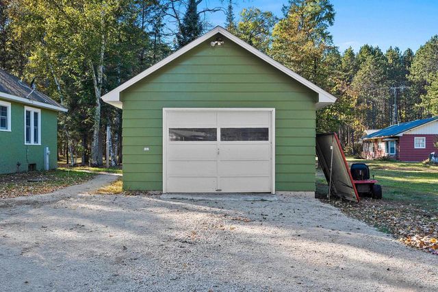 W11944 PARKWAY ROAD, Crivitz, WI 54114