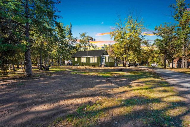 W11944 PARKWAY ROAD, Crivitz, WI 54114