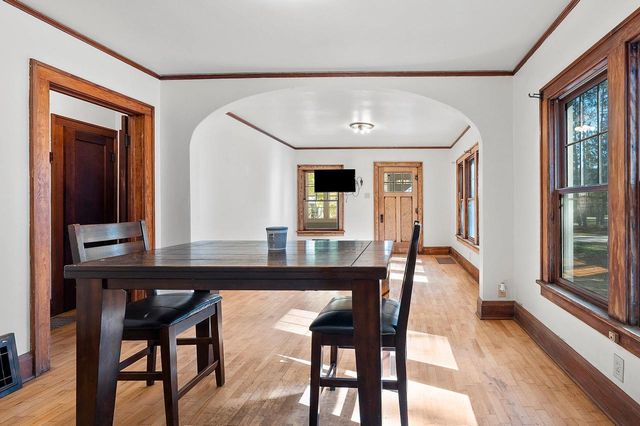 W11944 PARKWAY ROAD, Crivitz, WI 54114