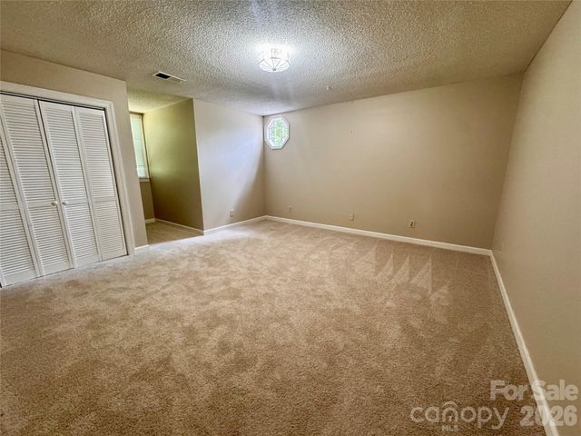 271 Ikerd Drive SE, Concord, NC 28025