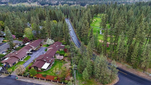 2002 W Regina Ave, Spokane, WA 99218