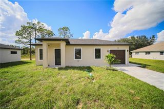 918 Anaconda AVE S, Lehigh Acres, FL 33974