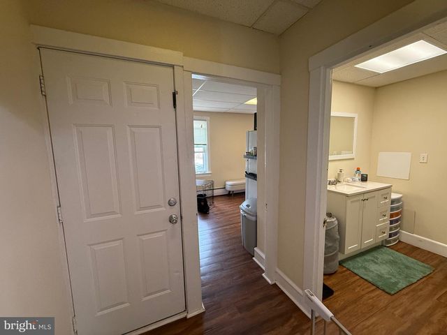 2441 PERKIOMEN AVE, Reading, PA 19606