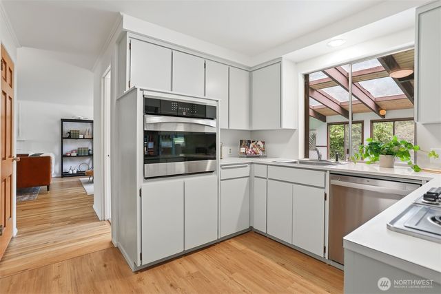 508 147th Street NE, Bellevue, WA 98007