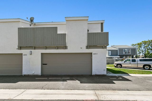 2670 W Segerstrom A, Santa Ana, CA 92704