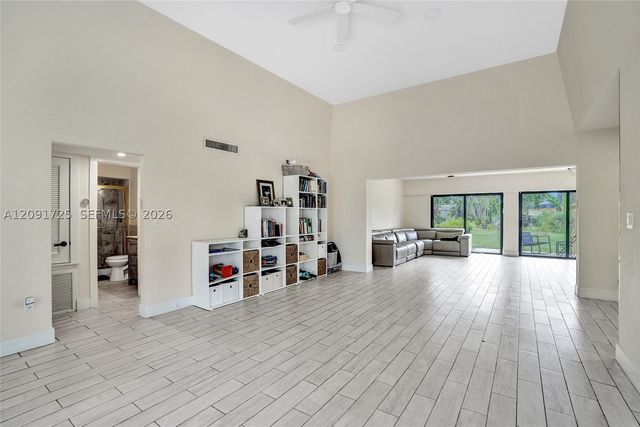 5704 Coco Palm Dr, Tamarac, FL 33319