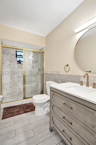 5704 Coco Palm Dr, Tamarac, FL 33319