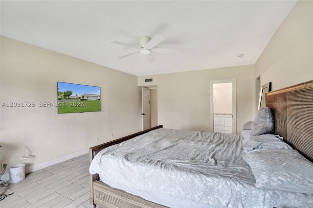 5704 Coco Palm Dr, Tamarac, FL 33319