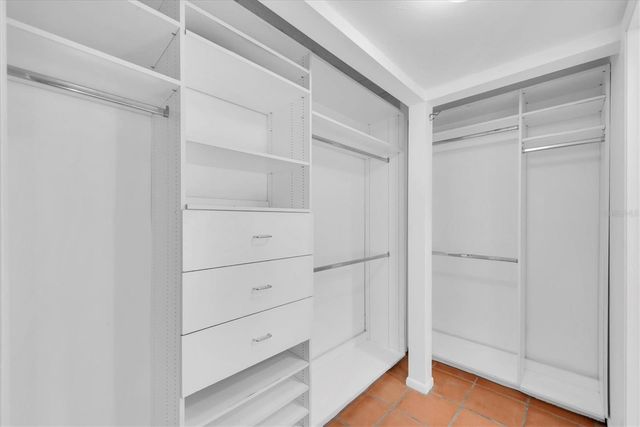 4900 38TH WAY S 302, St Petersburg, FL 33711