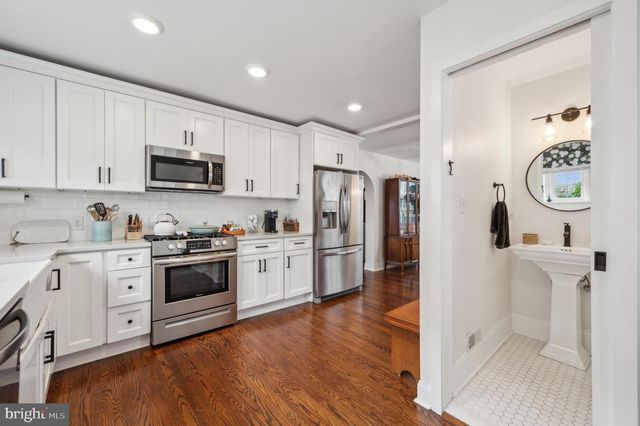 504 GAINSBORO RD, Drexel Hill, PA 19026