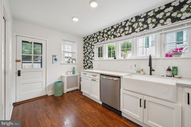 504 GAINSBORO RD, Drexel Hill, PA 19026