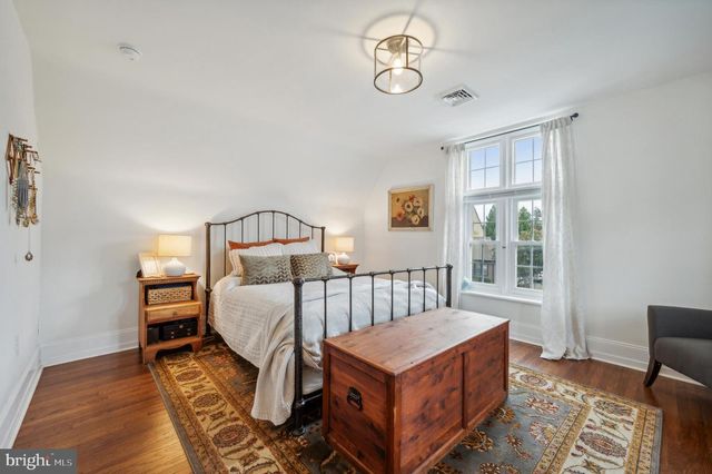 504 GAINSBORO RD, Drexel Hill, PA 19026