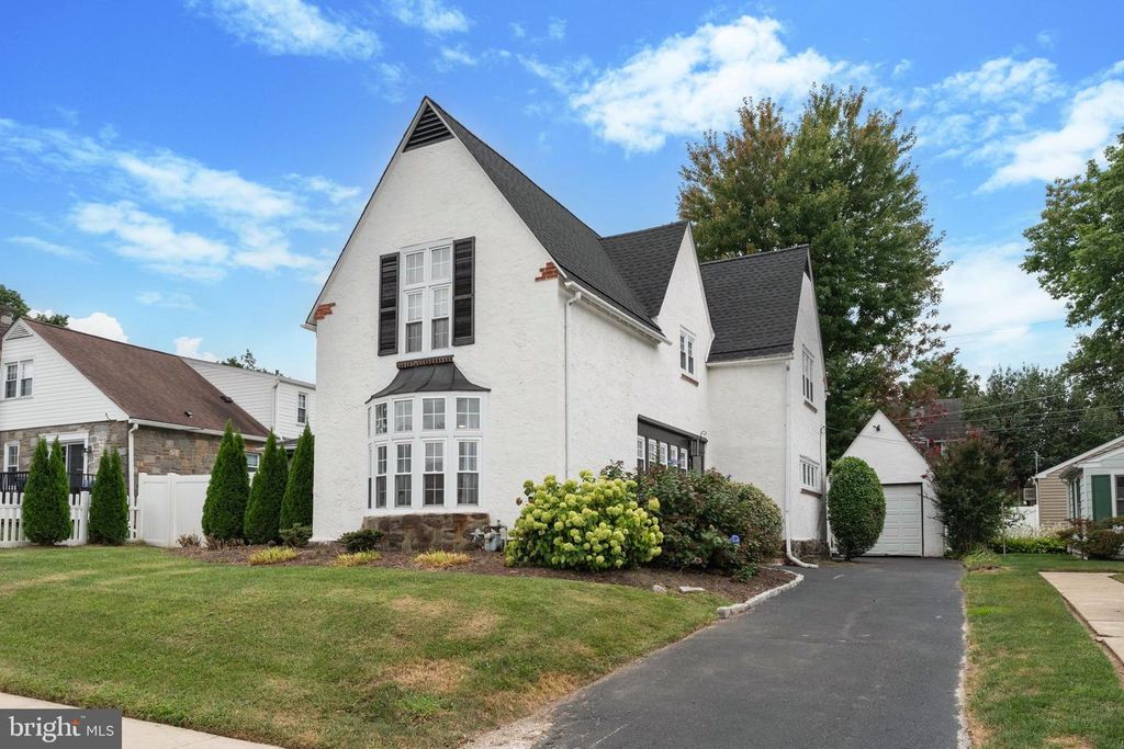 504 GAINSBORO RD, Drexel Hill, PA 19026