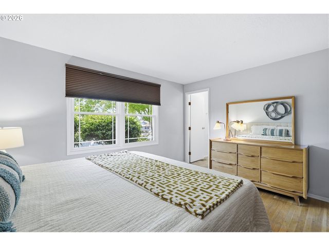 13912 Ne FREMONT Ct, Portland, OR 97230