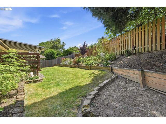 13912 Ne FREMONT Ct, Portland, OR 97230