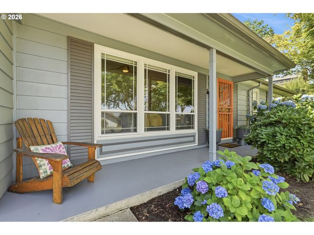 13912 Ne FREMONT Ct, Portland, OR 97230