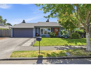 13912 Ne FREMONT Ct, Portland, OR 97230